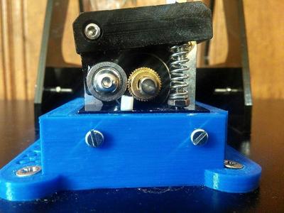 Anet A8. Selector manual de presión del extrusor. (Anet A8. Manual Extruder Pressure Selector)