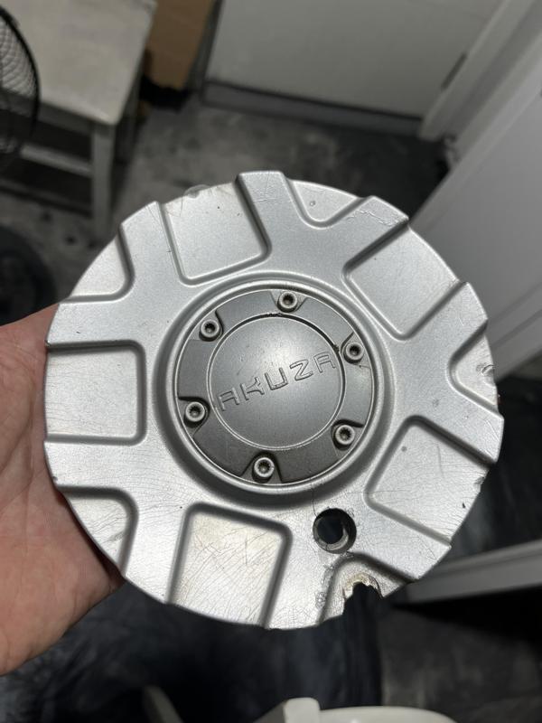 Akuza  wheel hub