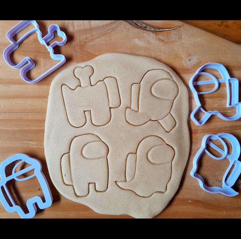 x4 Among us - cookie cutters, dough - impostor, videogame, crewmate