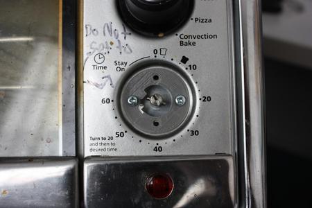 Oster toaster/convection oven "Stay On" disabler