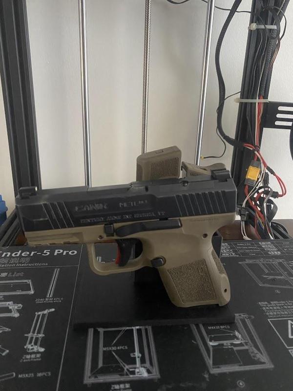 Canik MC9 Mete Display with 2 magazine slots