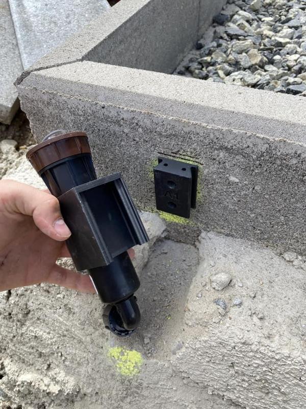 Hunter - držiak polievača