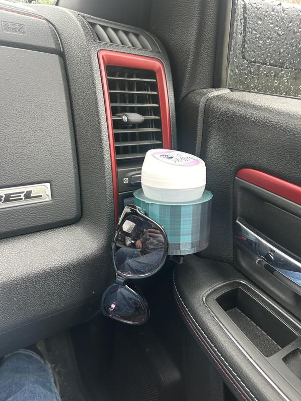 Ram cubby gum, garbage, sunglasses holder