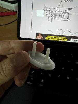 Socket cover (NBR14136)