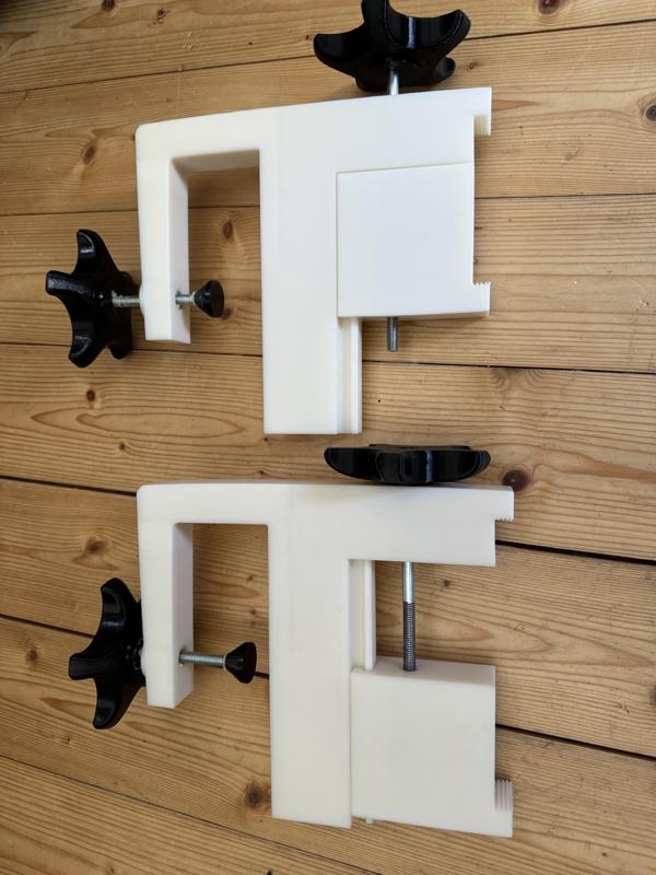 Ski vise for wax and edge maintenance