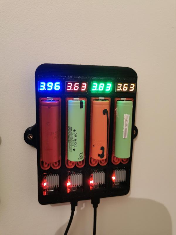 18650 Battery Charging Station