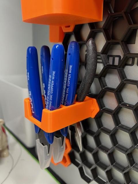 HSW holder for 3 pliers