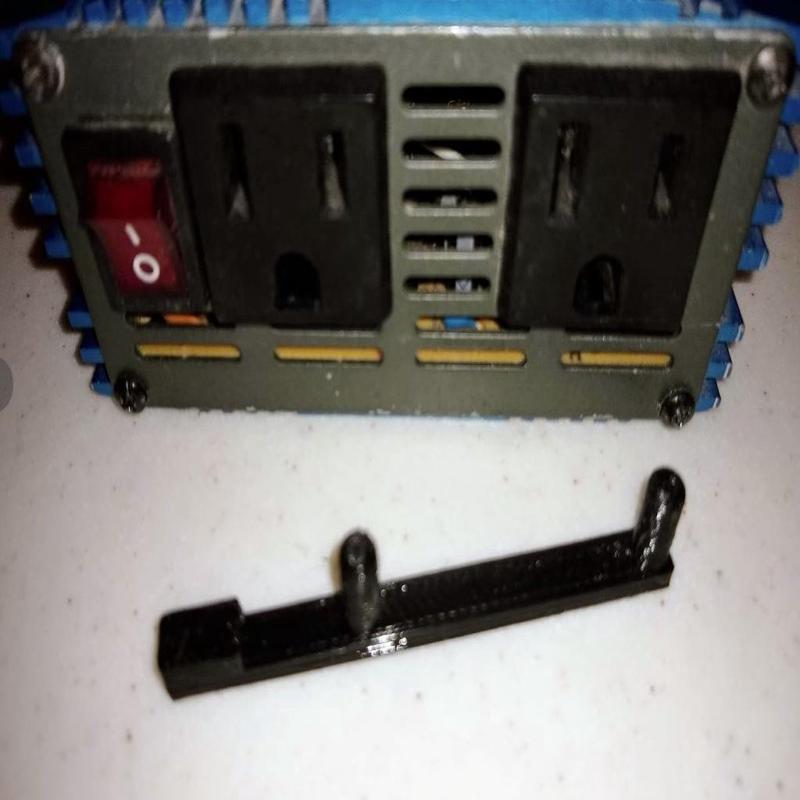 Tripp-Lite Inverter Switch Lock (Off)