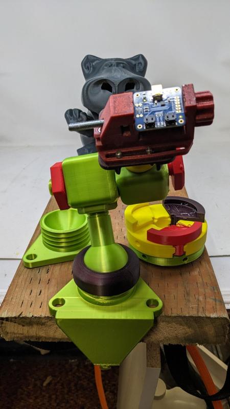 Work holder with clamp and chuck