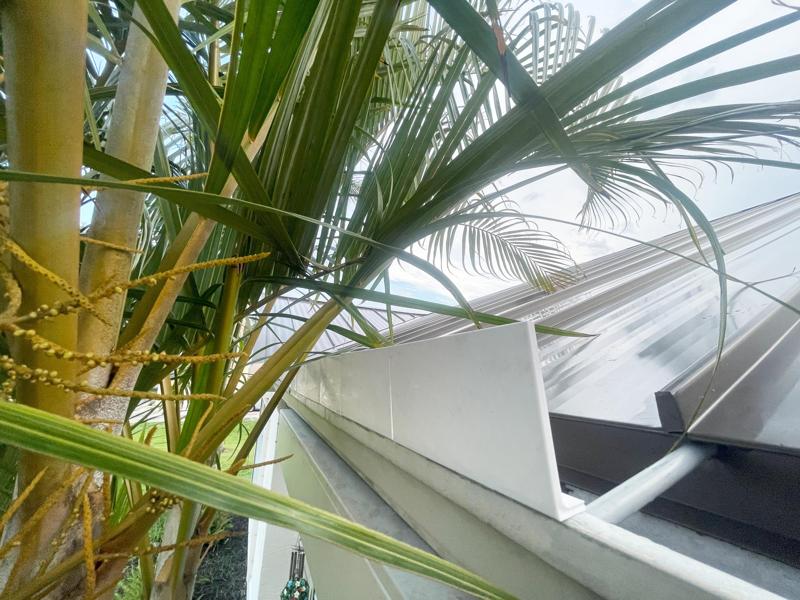 Rainwater Roof Gutter Guard/Gutter Deflector