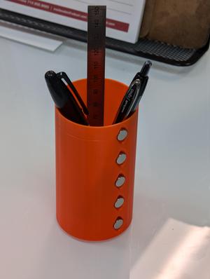 Vase Mode Magnetic Pen Cup