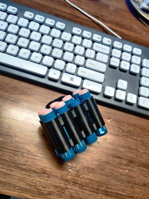 Lip Balm Holder (And Applicator)