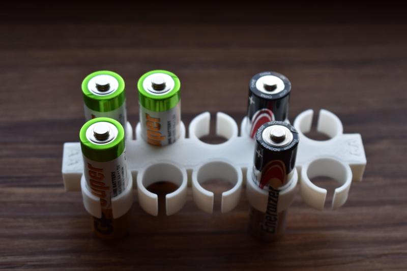 AA battery holder | Držák na AA baterie