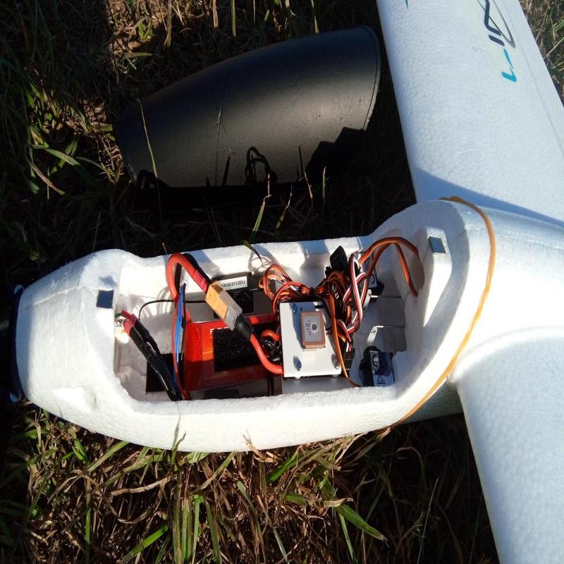 Glider flightcontroller/electronic mount
