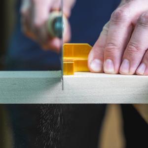 Magnetic Saw Guide 90 degrees