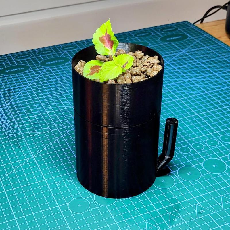 HydroPot Hydroponic plant growing system