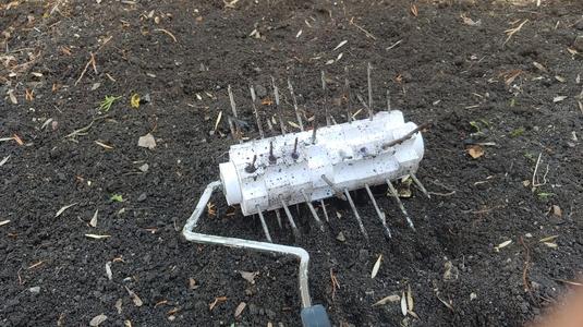 Paint Roller Soil Aerator