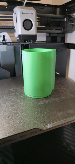 Bottle holder for Schnakenberger stage plattform