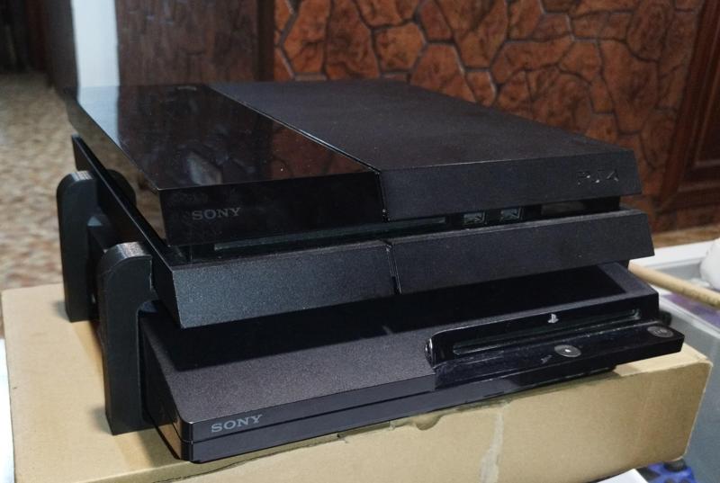 PlayStation 4 and PlayStation 3 Holder : PlayStation 4 and PlayStation 3 Holder