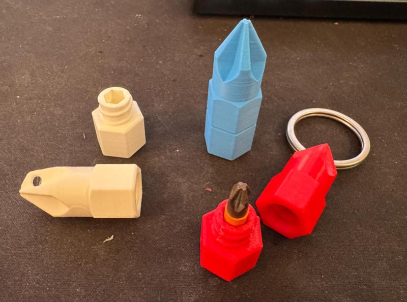 Bit Keychain, Key Bit