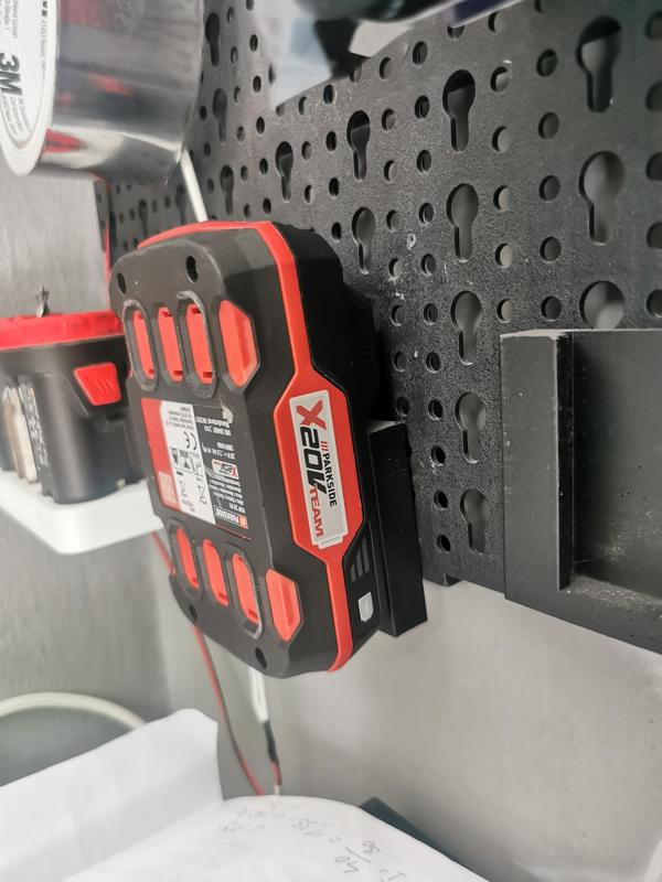 Držák akumulátorů parkside / pegboard X20V holder