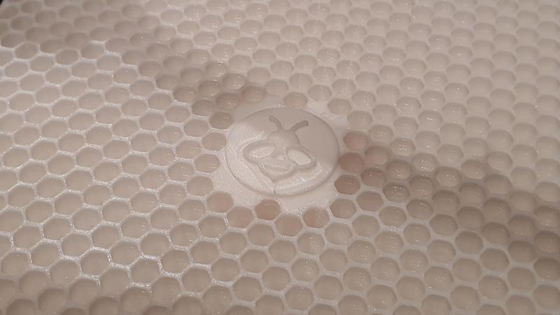 Airbeenbee v1.0 - Adopt +350 bees