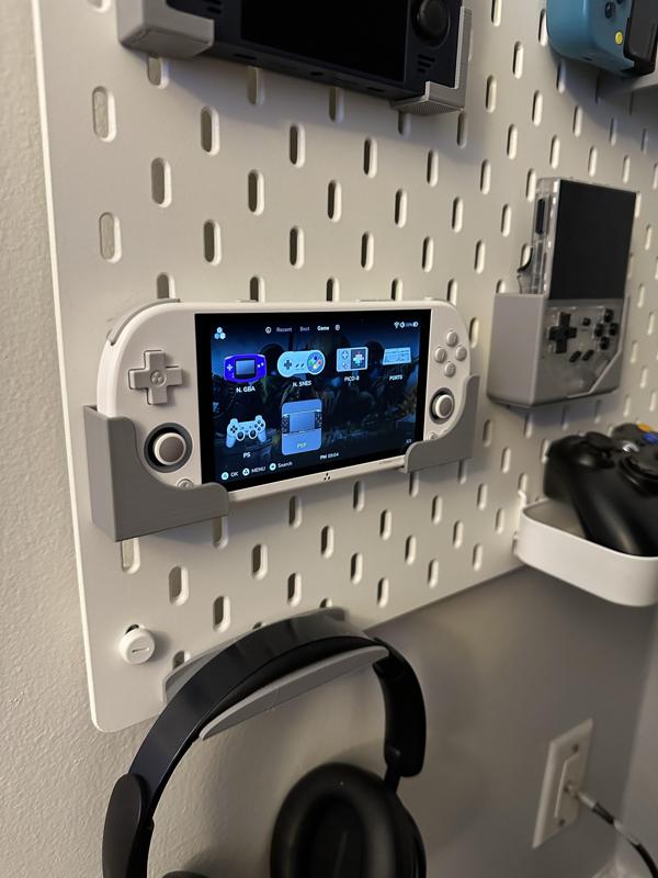 TrimUI Smart Pro Skadis mount