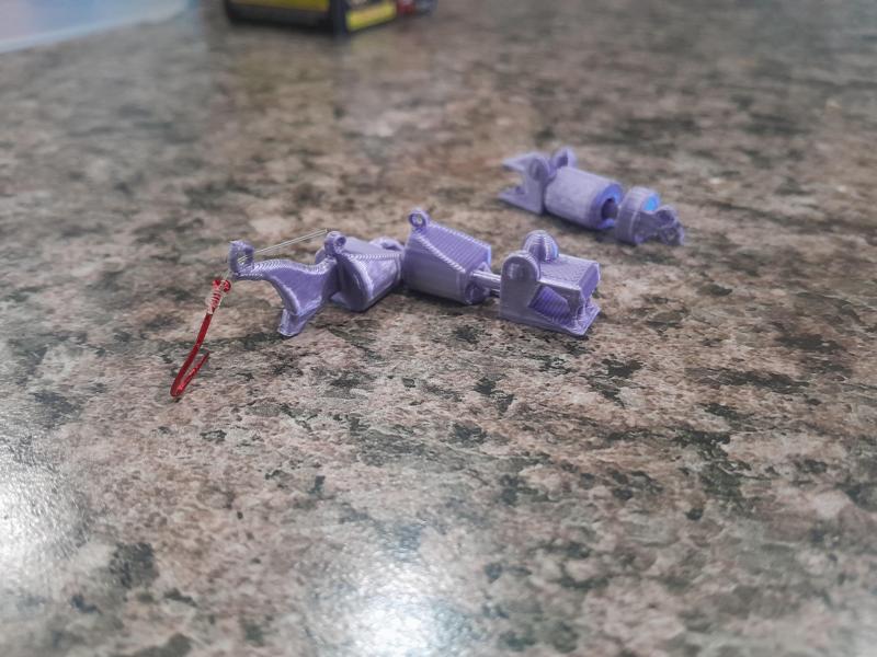 Swivel or wiggle dragon fishing lures