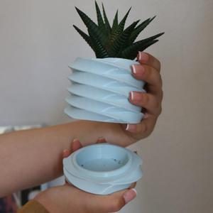 Textured Torus Vase / Planter