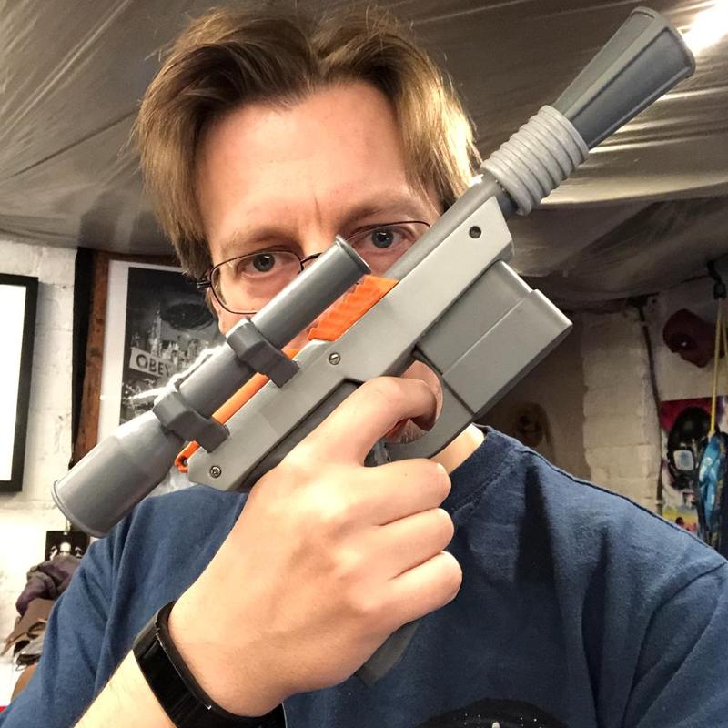 Hantendo - DL-44 Zapper