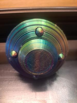 Ufo flying saucer shaped fidget spinner
