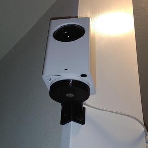 WYZE / Roku Pan and Tilt Offset Corner Mount (270 Degrees) / Can be inverted.