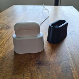 Apple AirPods Pro Charging dock station