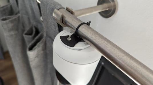 SwitchBot Pan/Tilt Cam - curtain rail mount
