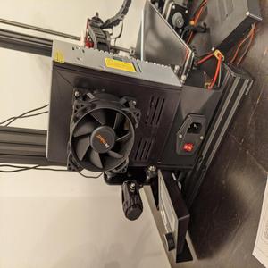 Ender 3 Netzteil Abdeckung für 80mm Lüfter mit opt. Werkzeughalter