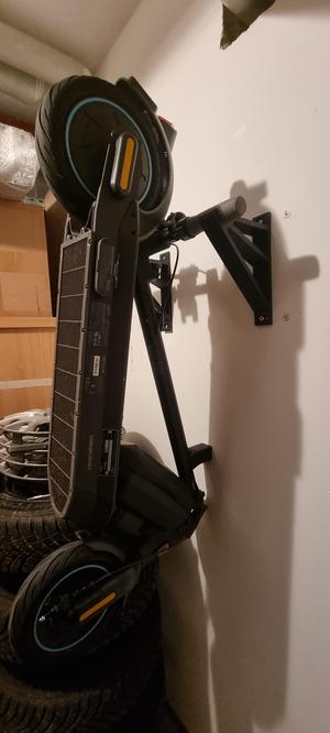 Segway Ninebot - E-Scooter - Wallmount