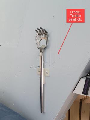 Back Scratcher wall mount (the extendable / telescopic type)