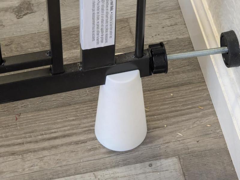 Support/Spacer for Safety Gate