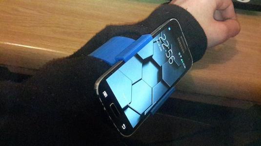 S4 mini wrist mount