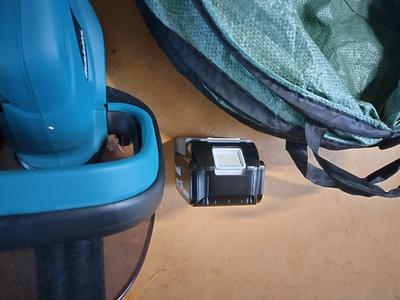 Makita LXT 18V right angle mounting bracket