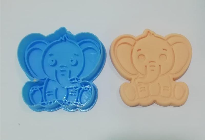ELEPHANT COOKIE CUTTER