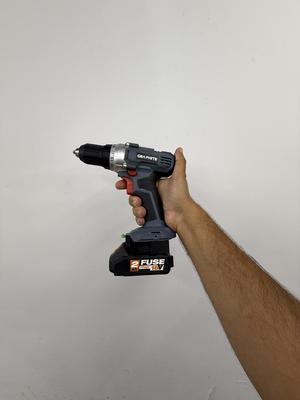 VILLAGER FUSE BATTERY ON GRAPHITE TOOLS