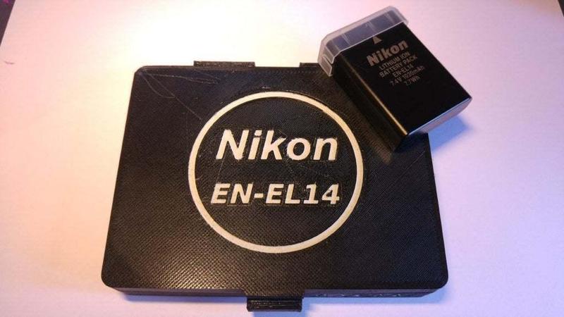 Case for 4 Nikon EN-EL 14 Batteries