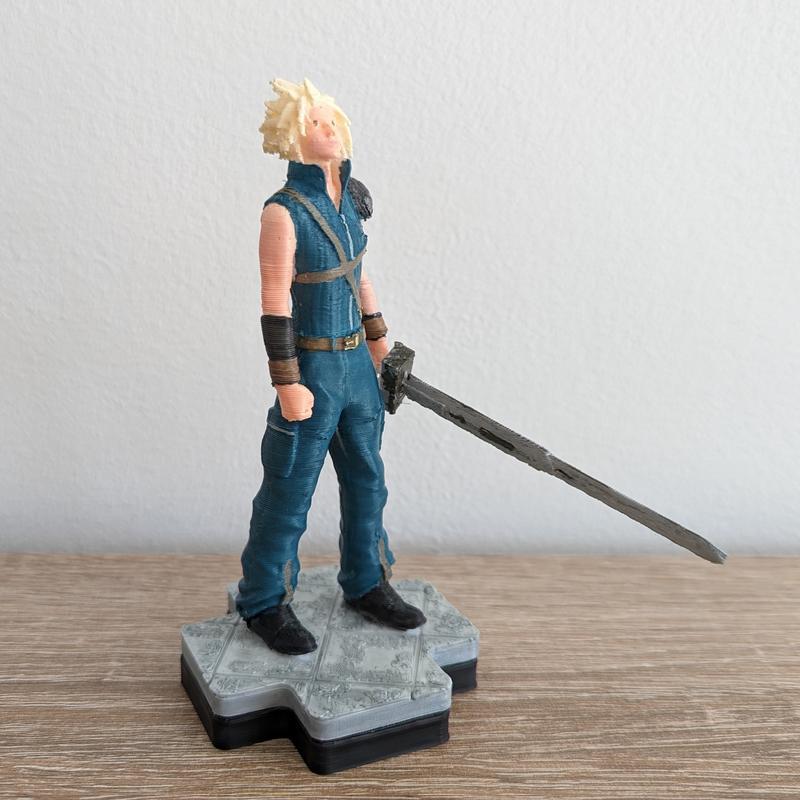 TOTAKU FINAL FANTASY CLOUD STRIFE