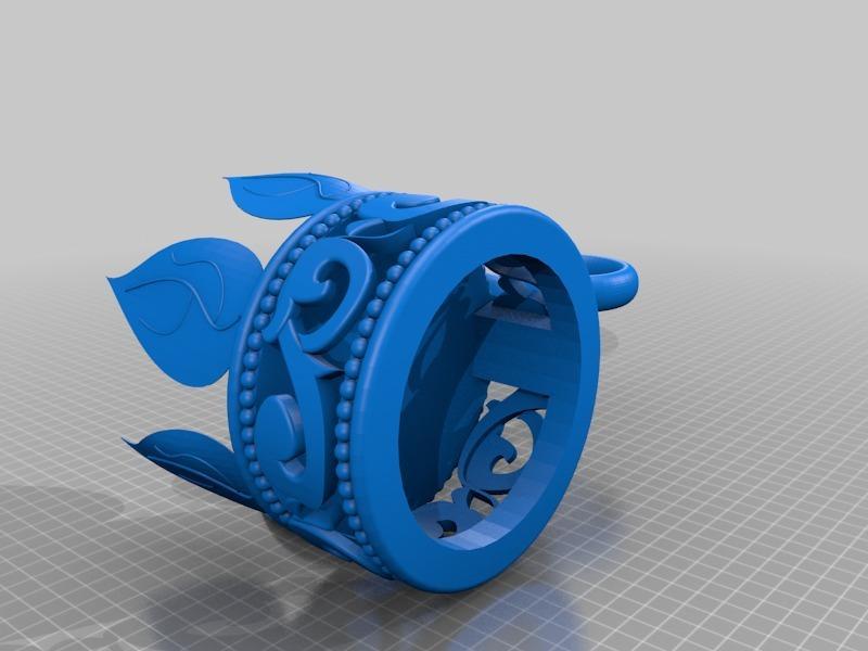 fancy/awkward candle holder