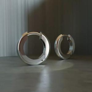 Congo Earrings round edges