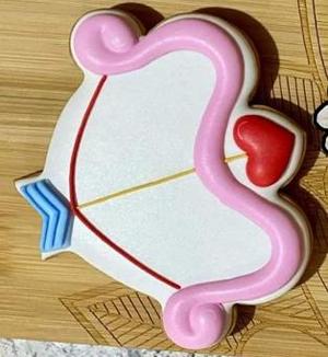 Cookie cutter Cupid's arrow