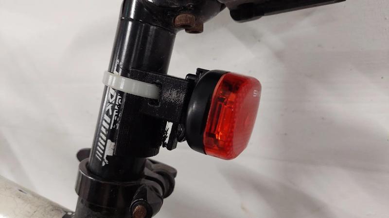 Bike light holder for Smart RL403R