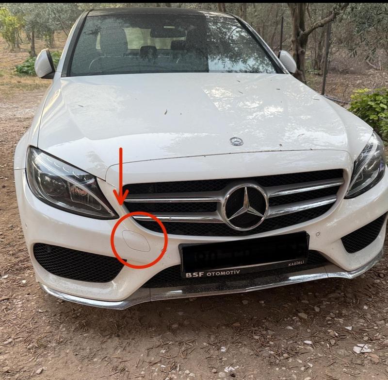 Mercedes W205 C200 Towbar Cover Oem a2058850724