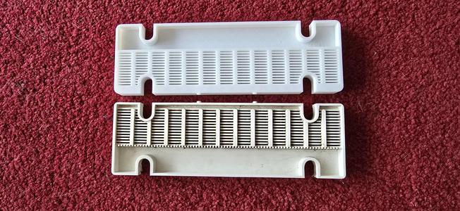 Rapido Caravanes - Ventilation cover above the door - center section